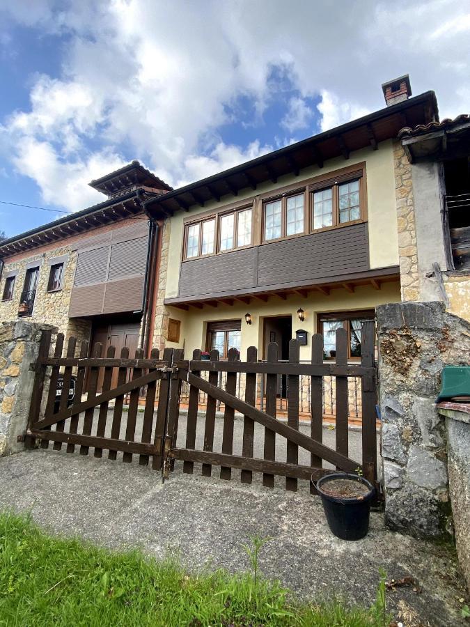 Willa Casa Luisa Biedes, Pilona Infiesto Zewnętrze zdjęcie